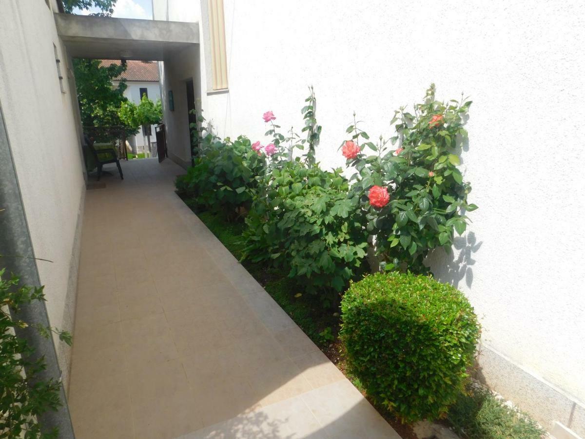 Apartment Artusi PUY Exterior foto
